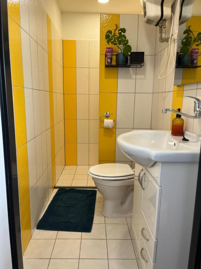 Monstera I Leilighet Kolín Eksteriør bilde